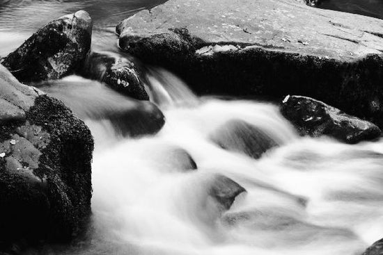 PHOTOWALL / River Mawddach - b/w (e6333)