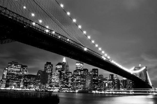 PHOTOWALL / Brooklyn Bridge at Night - b/w (e9040)
