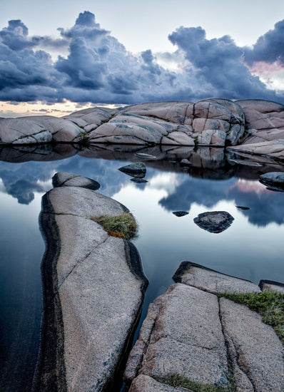 PHOTOWALL / Stones and Water (e22565)