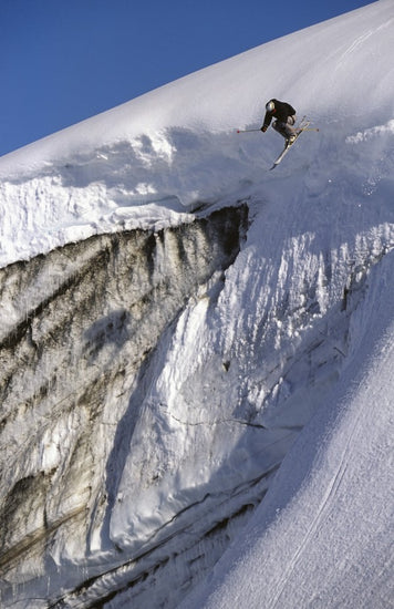 PHOTOWALL / Skiing on the Apussuit Glacier (e23215)