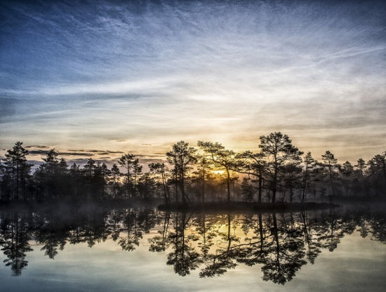 PHOTOWALL / Lake in Hallefors - Sweden (e23694)