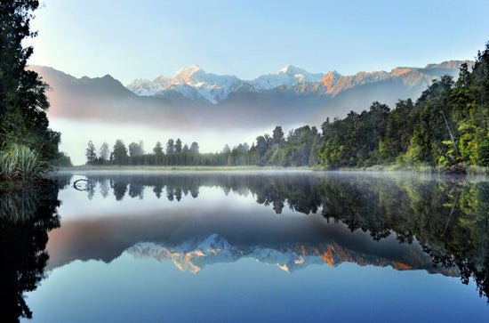 PHOTOWALL / Reflection of Lake Matheson (e40094)