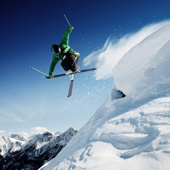 PHOTOWALL / Jumping Skier (e40137)