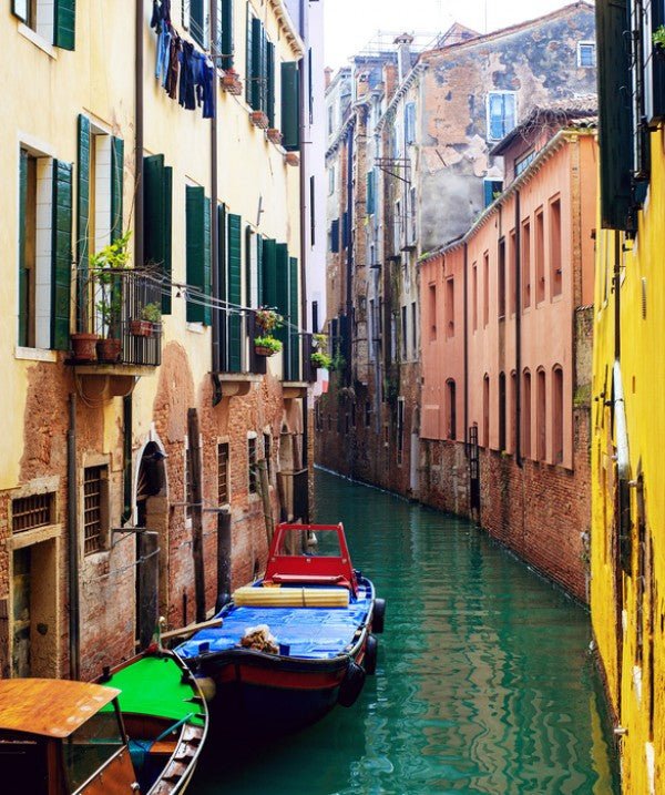 PHOTOWALL / Coloured Boats Moored in Back Street Canal (e24346