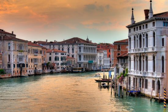 PHOTOWALL / Grand Canal at Dusk (e24528)