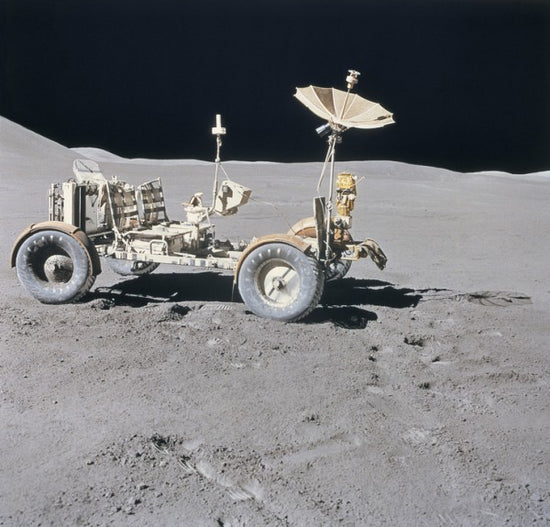 PHOTOWALL / Lunar Vehicle on the Moon (e24596)