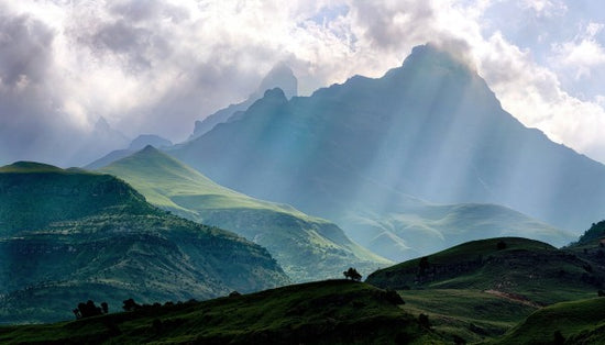 PHOTOWALL / Mnweni Rays (e24576)