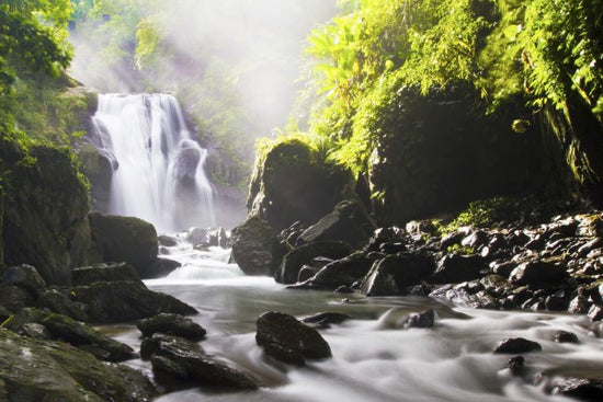 PHOTOWALL / Sunrays over Waterfall (e24837)