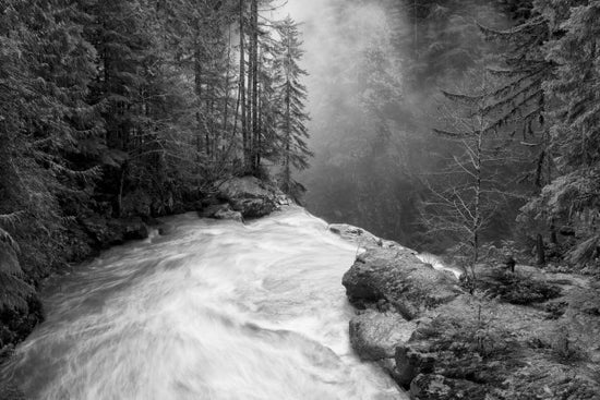 PHOTOWALL / Over the Falls (e29628)