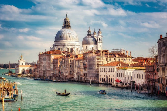 PHOTOWALL / Basilica Santa Maria della Salute in Venice (e40655)