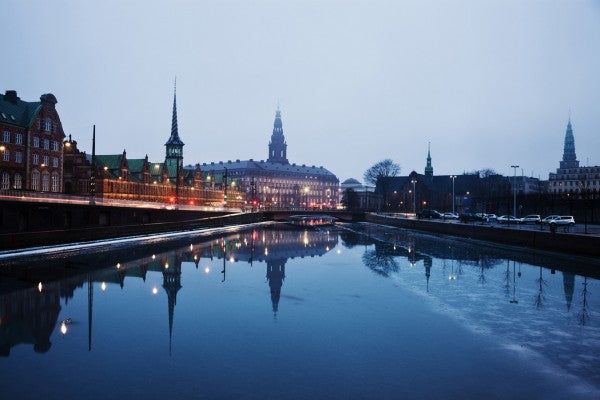 PHOTOWALL / Twilight Copenhagen (e40936)