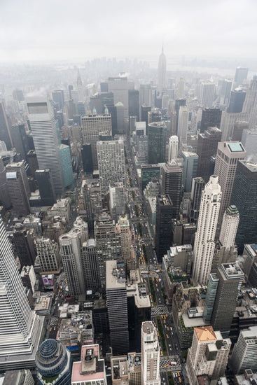 PHOTOWALL / Looking at Manhattan (e50200)