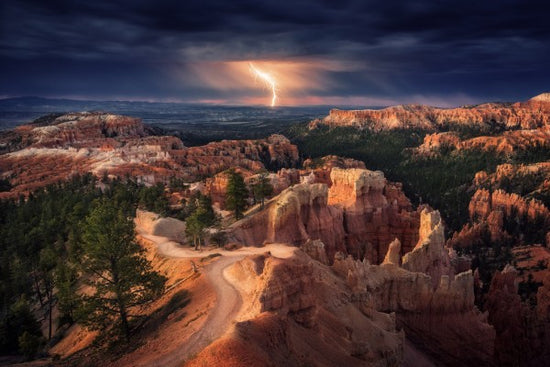 PHOTOWALL / Lightning over Bryce Canyon (e311004)