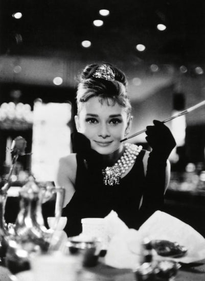 PHOTOWALL / Audrey Hepburn in Breakfast at Tiffanys (e314895)