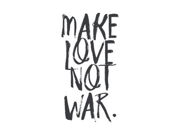 PHOTOWALL / Make Love Not War (e316378) | 輸入壁紙専門店 WALPA