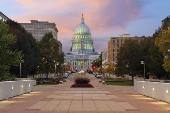 PHOTOWALL / State Capitol Building (e317911)