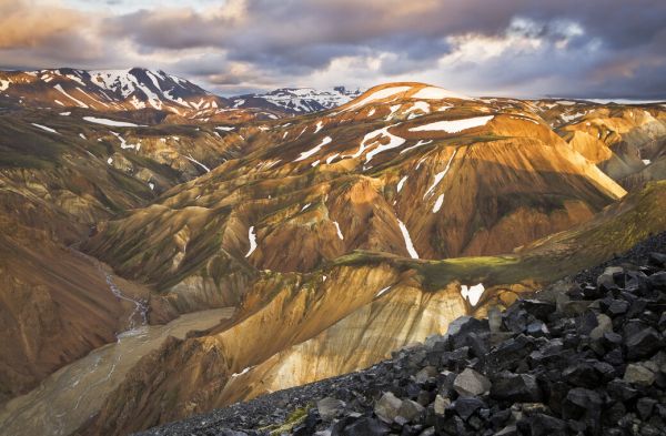 PHOTOWALL / Landmannalaugar Sunset (e323626) | 輸入壁紙専門店