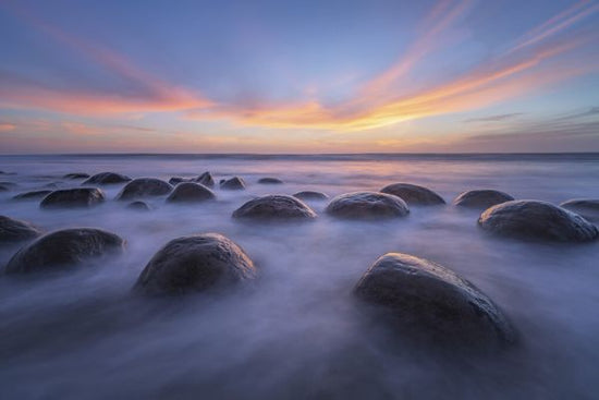 PHOTOWALL / Sunset at Bowling Ball Beach (e323815)