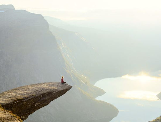 PHOTOWALL / Edge of a Cliff (e327828)