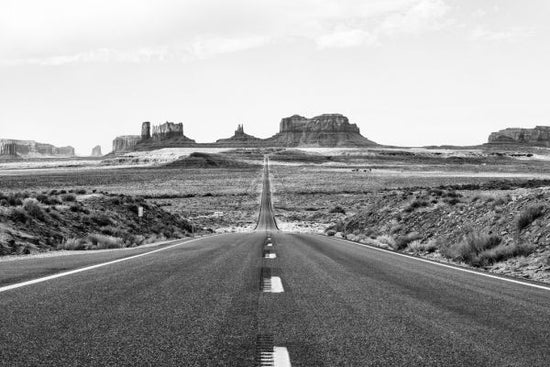 PHOTOWALL / Black Arizona - Monument Valley Road (e328622)