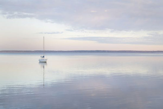 PHOTOWALL / Sailboat in Bellingham Bay (e328671)