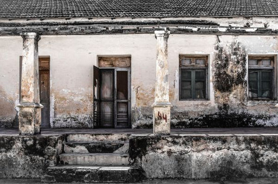 PHOTOWALL / Old House (e331462)