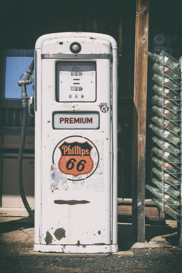 PHOTOWALL / Gas Station Premium 66 (e334140)