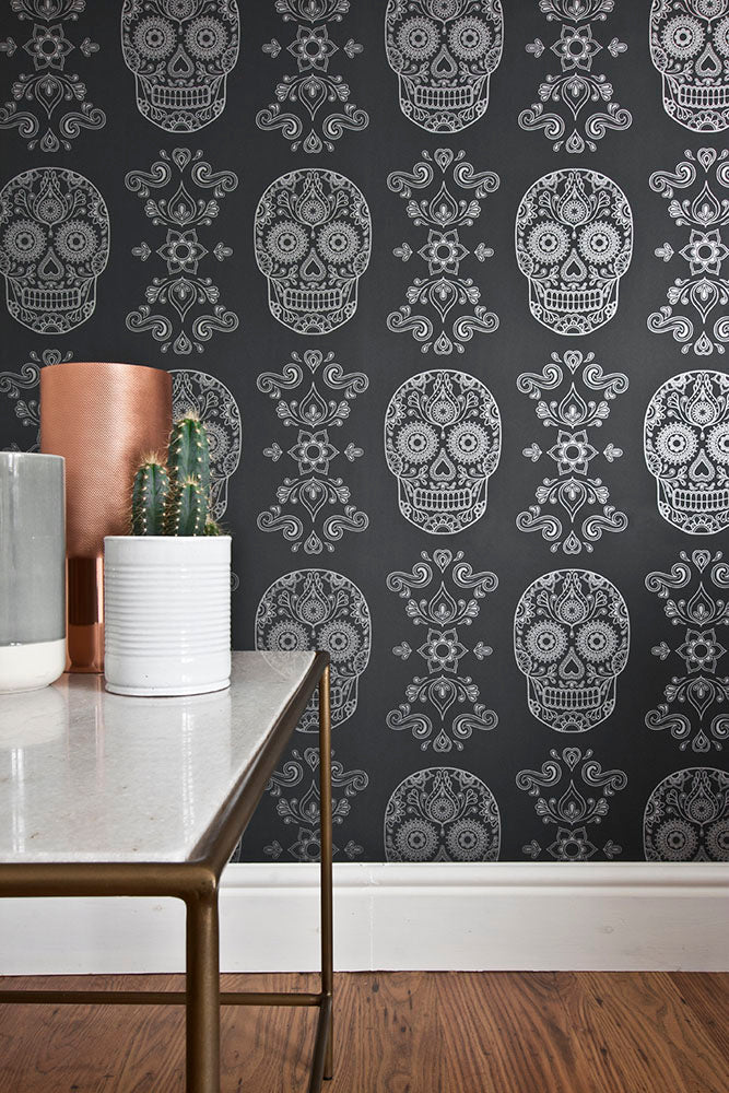 限定数】Anatomy Boutique / Day of the Dead Sugar Skull Wallpaper Grey & Silver  | 輸入壁紙専門店 WALPA – WALPA.jp