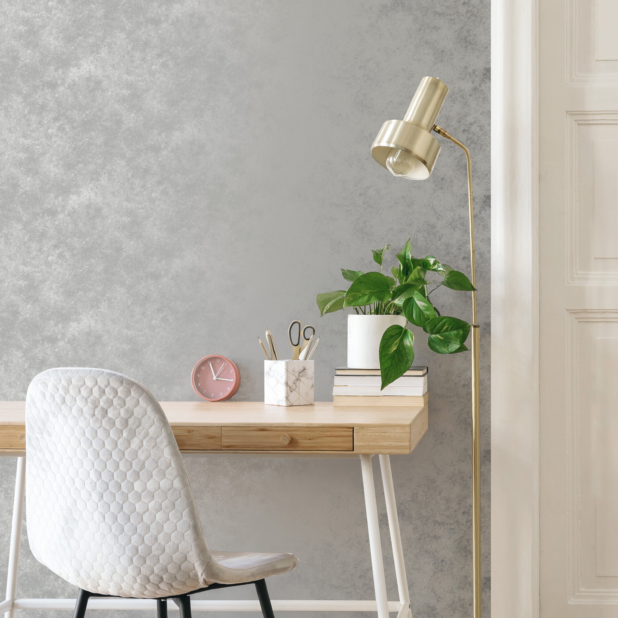 Graham & Brown / INDULGENCE / GILDED CONCRETE PEARL 115725 | 輸入