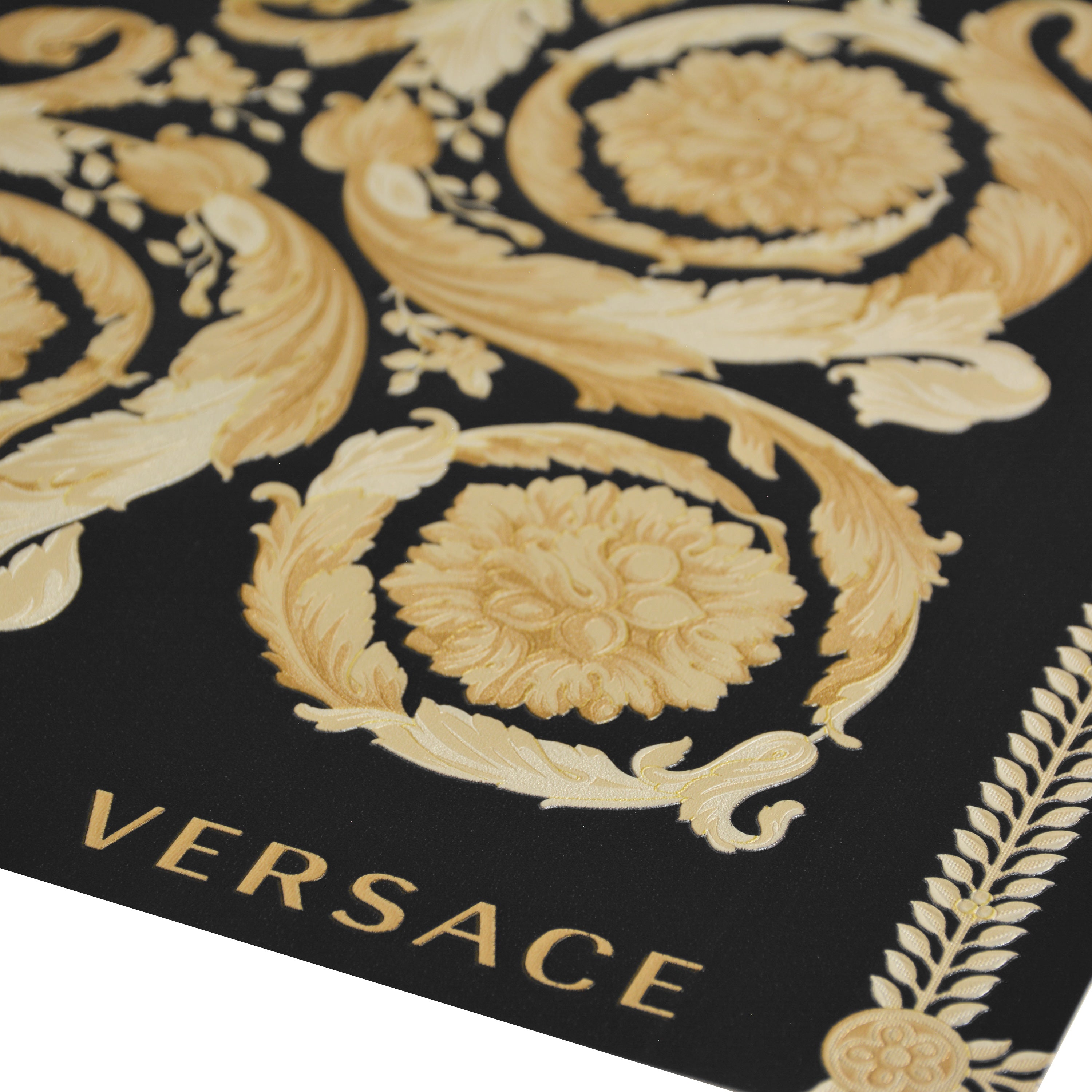 VERSACE 日本 | ハイブランドウェア & アクセサリー