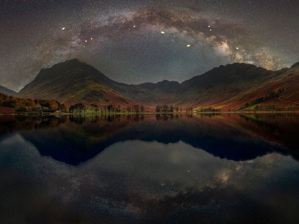 PHOTOWALL / Milky Way Across Buttermere Lake District (e92973)