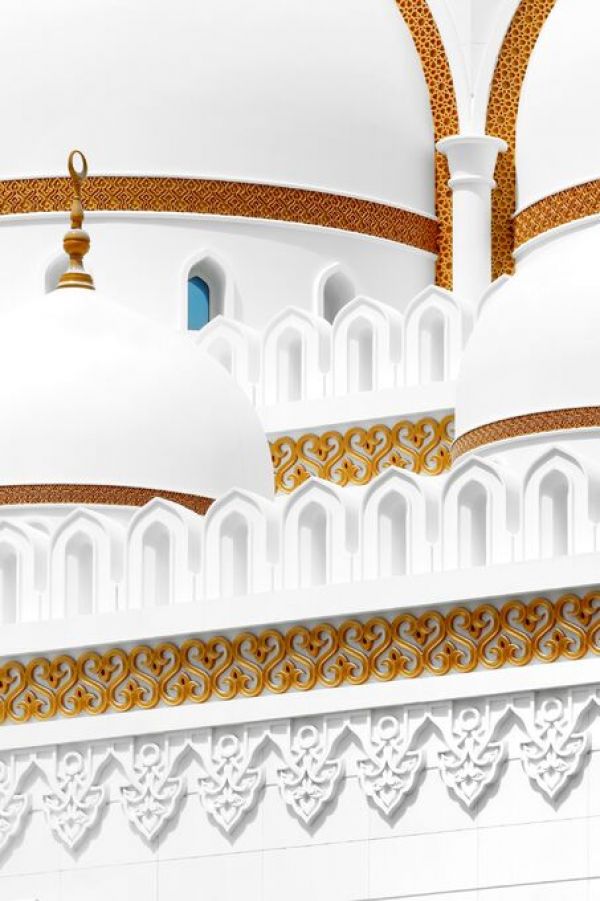 PHOTOWALL / White Mosque - Cornice Design (e93154)