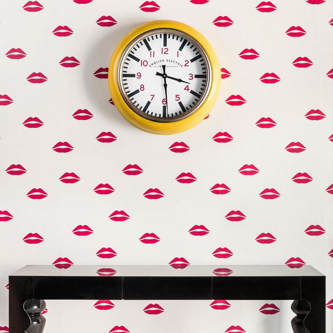 Barneby Gates / TABITHA WEBB / Lips Red On Cream BG/TW02/02
