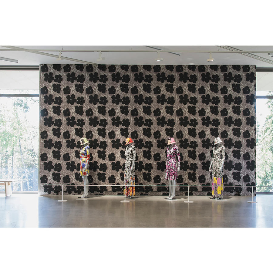 輸入壁紙 Andy Warhol / FLOWERS / Suave on Platinum Clay Coated Paper (single roll)