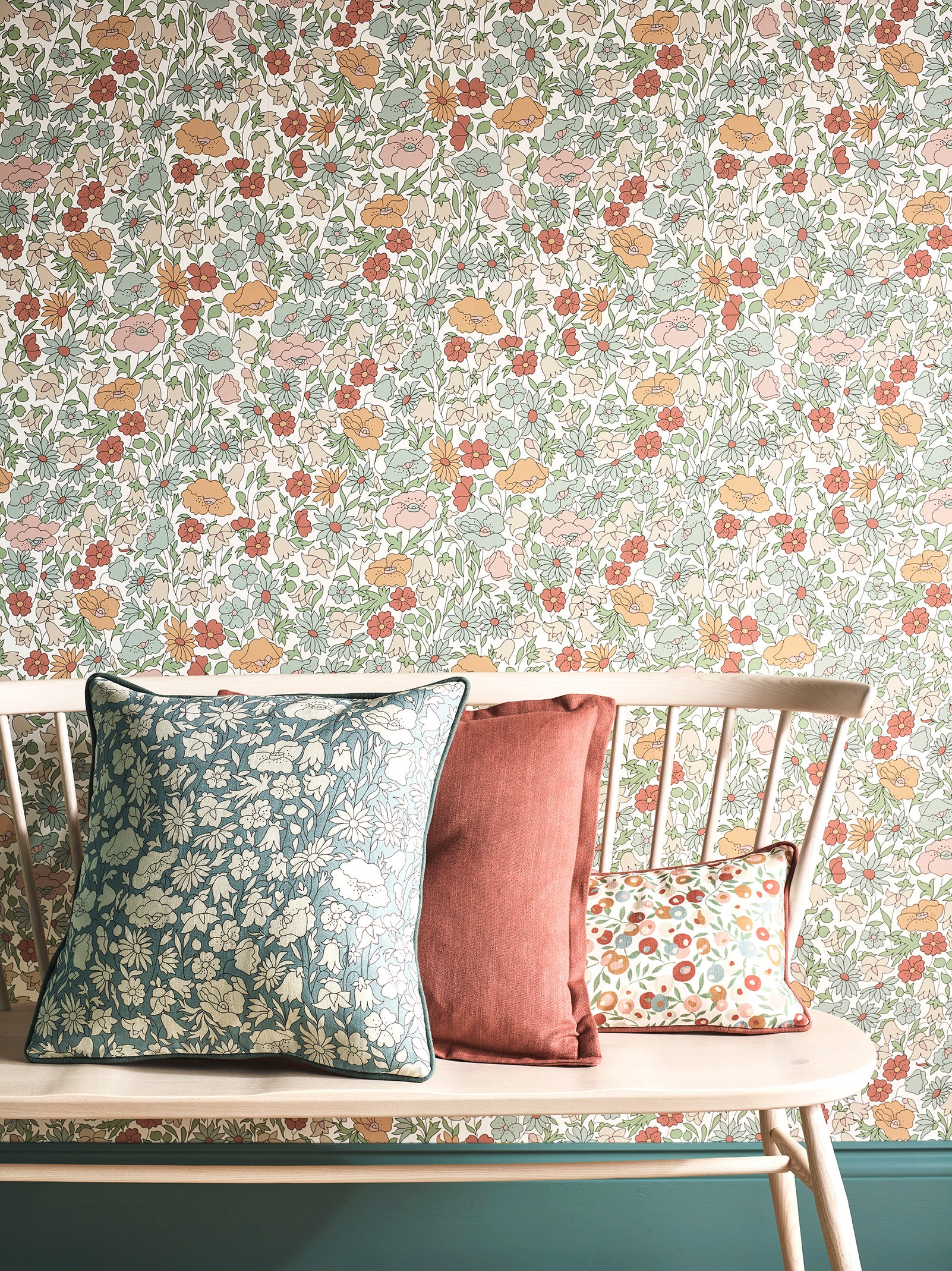 LIBERTY / POPPY MEADOWFIELD / LICHEN 07221001F | 輸入壁紙専門店