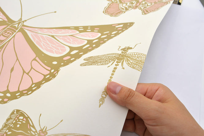 Cole&Son / WHIMSICAL / BUTTERFLIES & DRAGONFLIES 103/15066