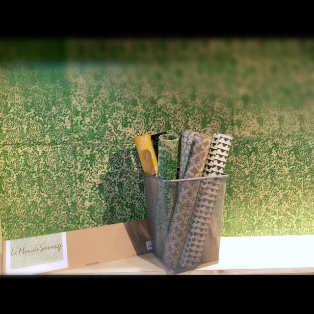 WALLPAPER MUSEUM WALPA / OSAKAの店内ディスプレイ