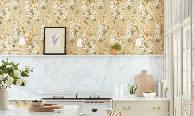 Sanderson / ONE SIXTY WALLPAPER COLLECTION / Hollyhocks Gold Metallic / Tan 217034