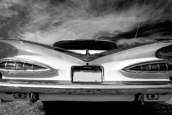 PHOTOWALL / Rear Vintage Car - b/w (e1407)
