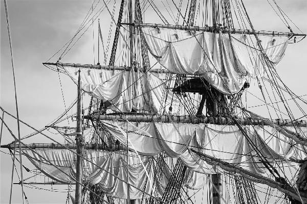 PHOTOWALL / Sailing Ship - b/w (e19413)