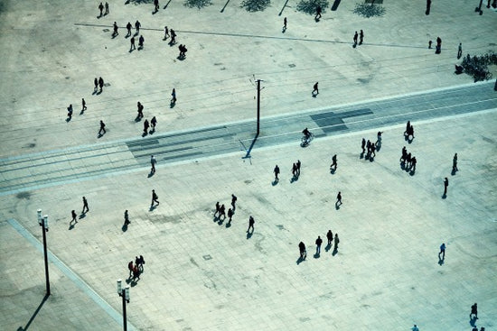 PHOTOWALL / People in Alexanderplatz, Berlin (e22809)