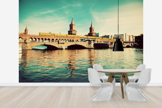 PHOTOWALL / The Oberbaum Bridge and River Spree in Berlin (e22811)