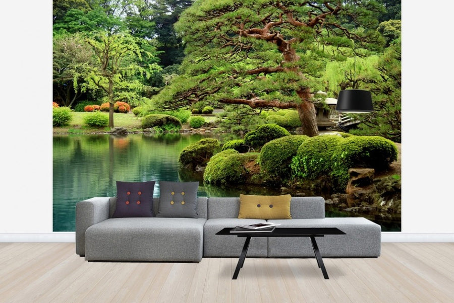 PHOTOWALL / Calm Zen Lake and Bonzai Trees in Tokyo Garden (e22820)