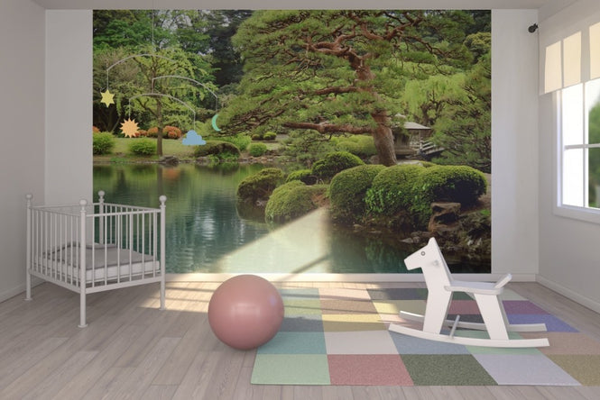 PHOTOWALL / Calm Zen Lake and Bonzai Trees in Tokyo Garden (e22820)