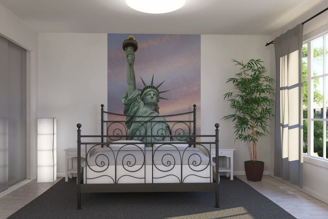 PHOTOWALL / Statue of Liberty under a vivid sky (e23194)