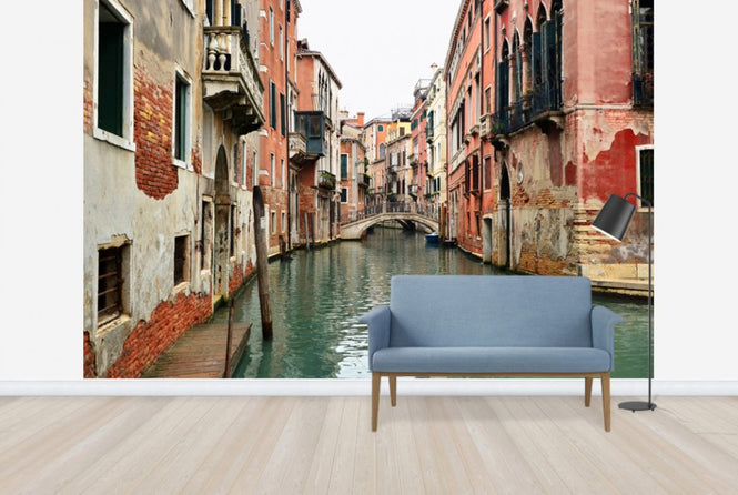 PHOTOWALL / Bricks and Water Alleys (e24199)