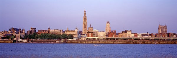 PHOTOWALL / Antwerp Skyline at Dusk (e24533)
