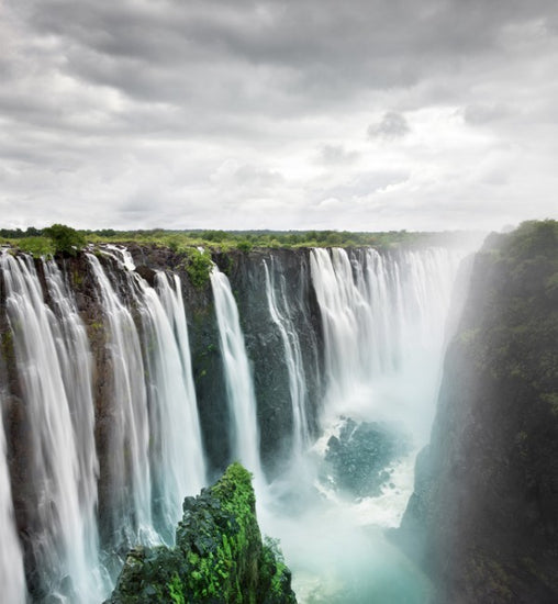 PHOTOWALL / The Great Victoria Falls (e24709)