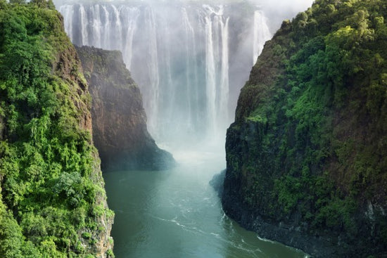 PHOTOWALL / Verdant Victoria Falls (e24711)