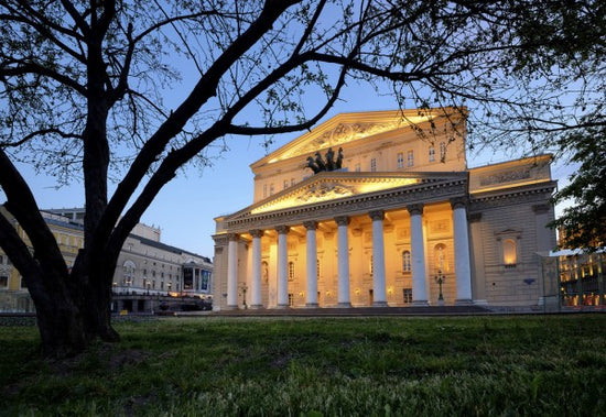 PHOTOWALL / Bolshoi Theatre at Night (e40339)